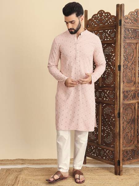 House of Pataudi Men Embroidered Straight Kurta
