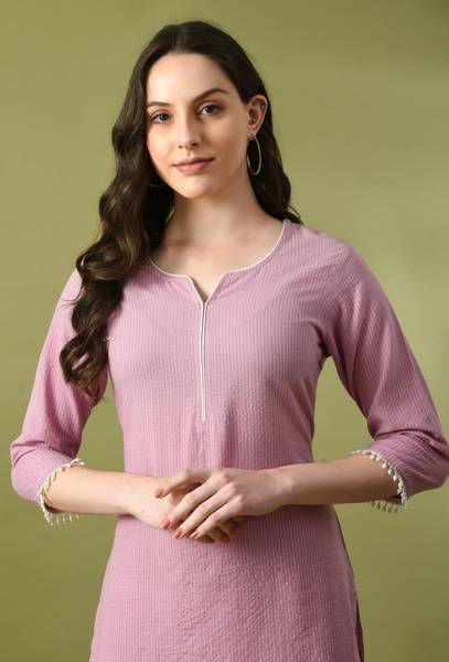vidhani Women Self Design Straight Kurta