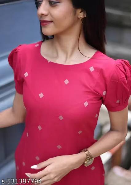 VM STUDIO Women Checkered Straight Kurta