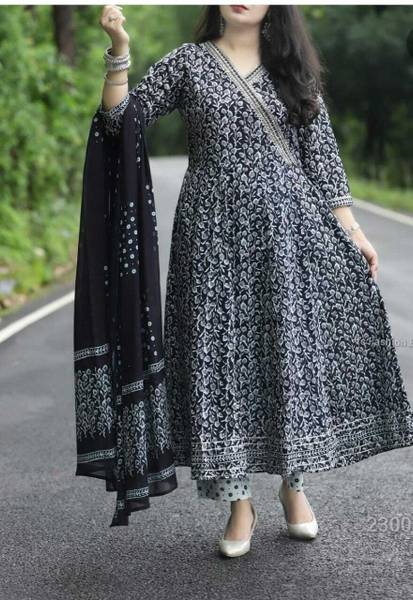 SHREE SHYAM FASHION Women Kurta Pant Dupatta Set