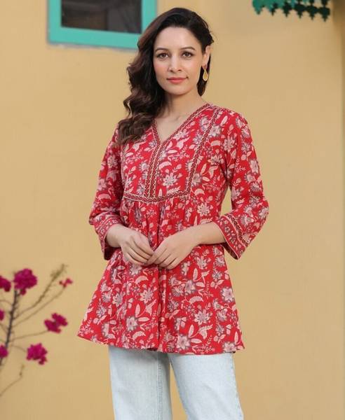 Golden Wings Women Floral Print A-line Kurta