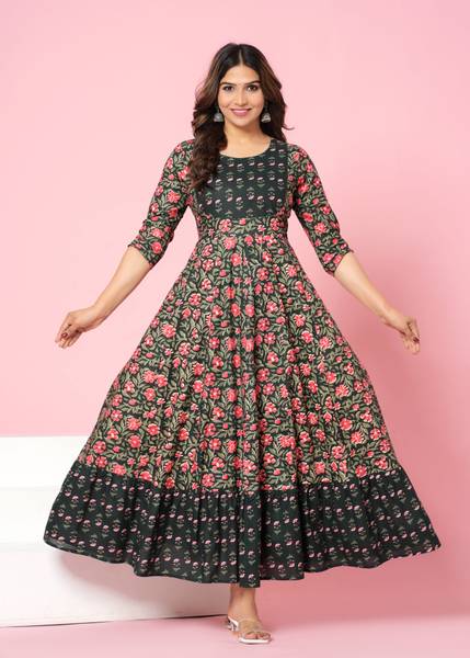 Kirnya Women Printed Anarkali Kurta