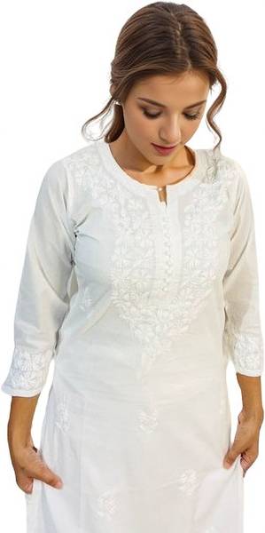 Elaasa Women Chikan Embroidery Straight Kurta