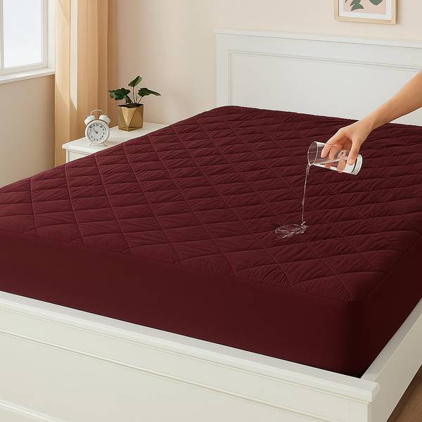 LA VERNE Fitted King Size Breathable, Stretchable, Waterproof Mattress Cover