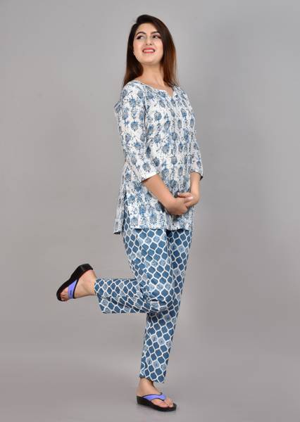 Shopaxis Women Printed Blue, White Top & Pyjama Set