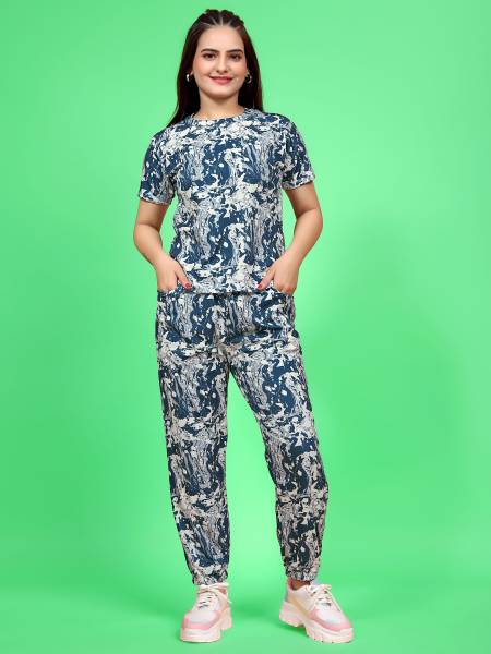 SAKARMAA Women Printed Blue Night Suit Set