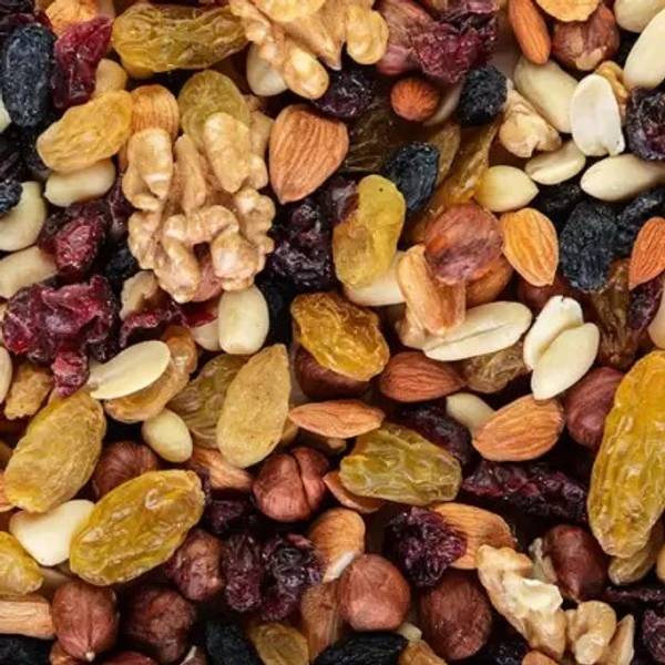 FreshoCartz Mix Dry Fruits [Cashews, Almonds, Raisins, Pistachios, Apricot, Walnuts, Figs] Assorted Nuts