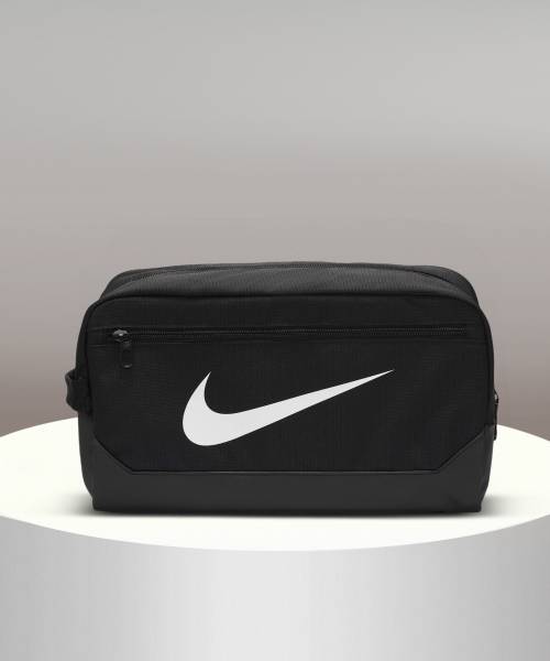 NIKE Brasilia 9.5 Pouch