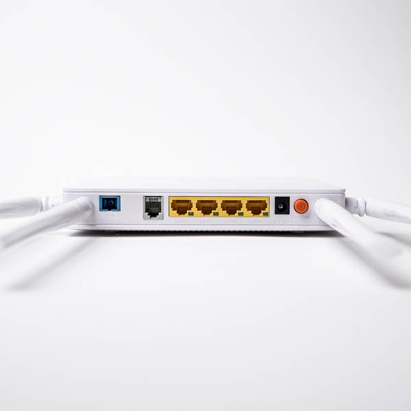 Syrotech SY-GPON-4010-WADONT 1200 Mbps 4G Router