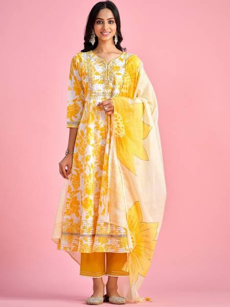 Aditi Tex Fab Floral Print Kurta, Trouser/Pant & Dupatta Set