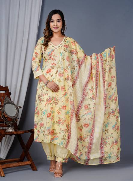 KURTIMASTER Printed Kurta, Patiala & Dupatta Set