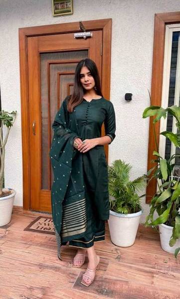 ThaZaara Self Design Kurta, Palazzo & Dupatta Set