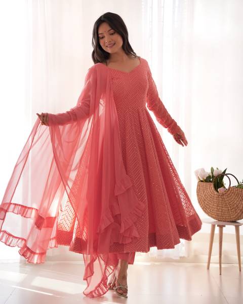 CULTISE QUEEN Printed Kurta, Legging & Dupatta Set