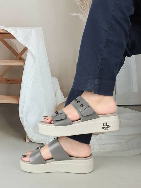 CARLTON LONDON Women Heels