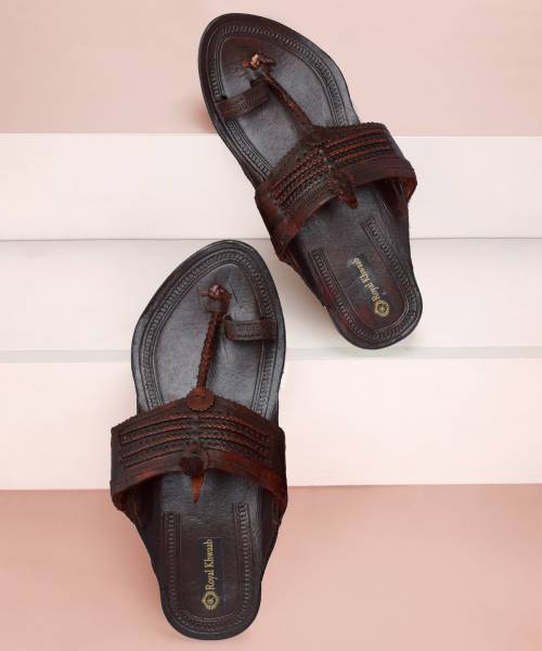 Kolhapuri chappal for stylish latest design slippers mojaris