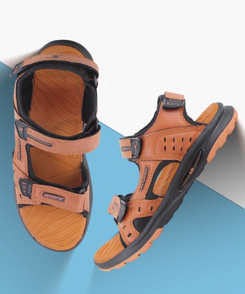 27% OFF on SPARX Sparx Men SS-428 Brown Beige Floater Sandals Men Brown,  Beige, Orange Sandals on Flipkart | PaisaWapas.com
