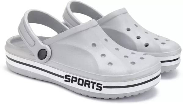 HOTSTYLE Men Grey Clogs