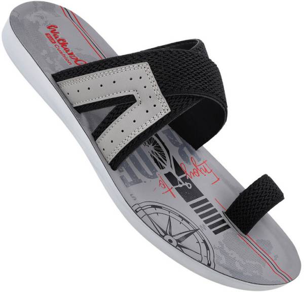 WALKAROO Men Sandals