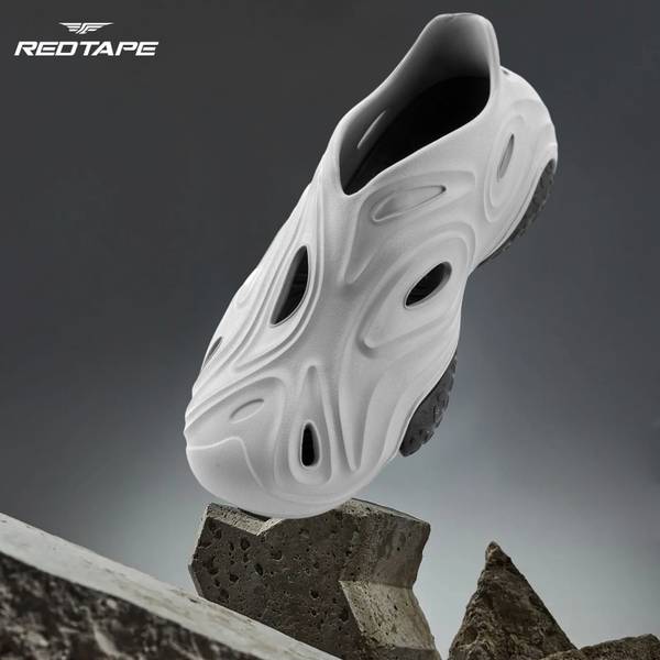 RED TAPE Men Grey Clogs