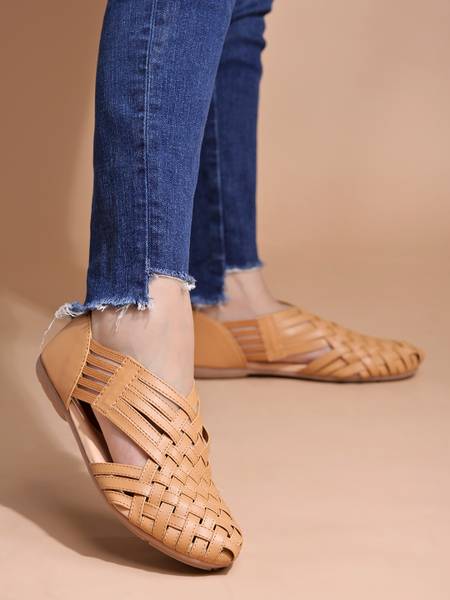 SHOETOPIA Women Bellies