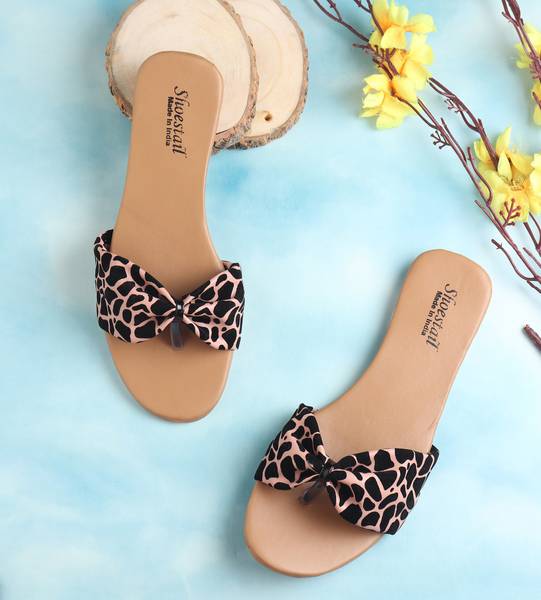 Shoestail Women Flats