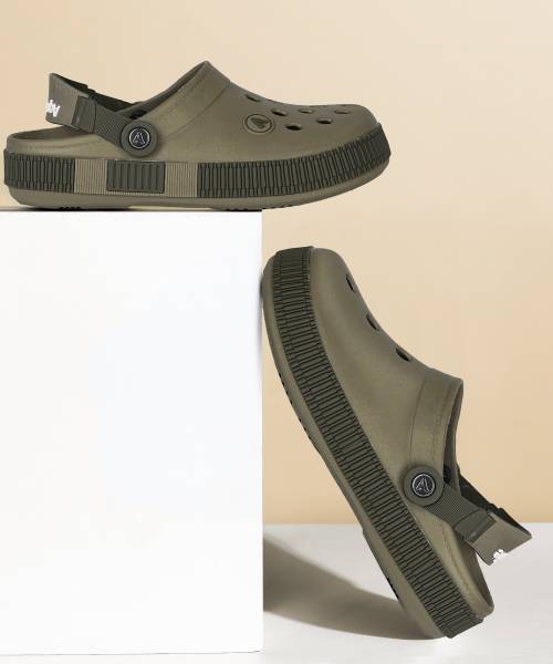Aqualite clearance crocs price