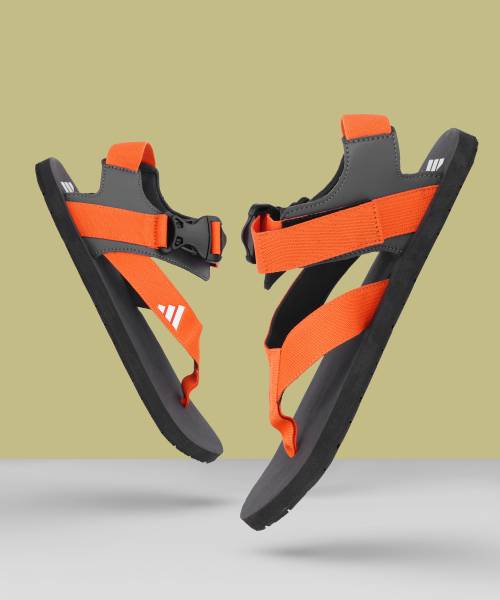 ADIDAS SUB AVIOR M Men Grey Sports Sandals