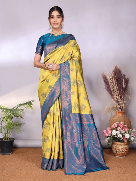 AVANTIKA FASHION Woven Kanjivaram Pure Silk, Art Silk Saree