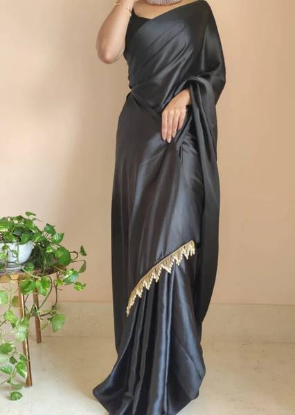 PD CLOTH VILLA Solid/Plain Bollywood Satin, Silk Blend Saree