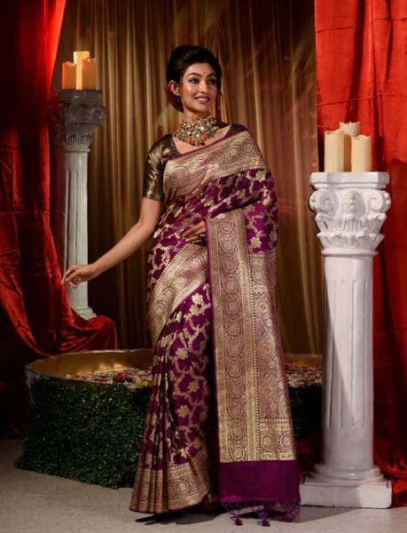 Krishneshwari Self Design Banarasi Pure Silk Saree