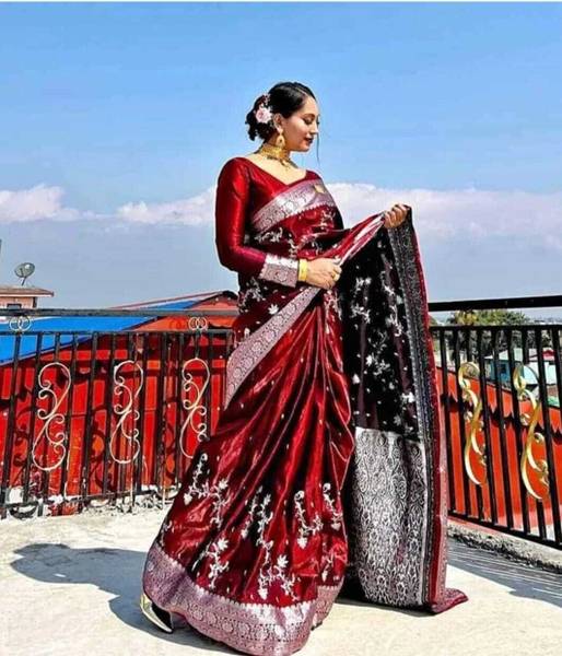 HouseOfCommon Woven Banarasi Pure Silk Saree