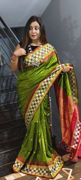 Laxmipati Sarees Embroidered Bollywood Chiffon Saree