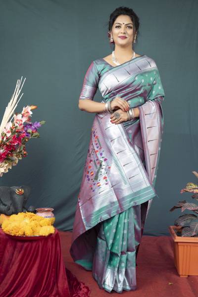 OFLINE SELECTION Self Design Paithani Pure Silk Saree