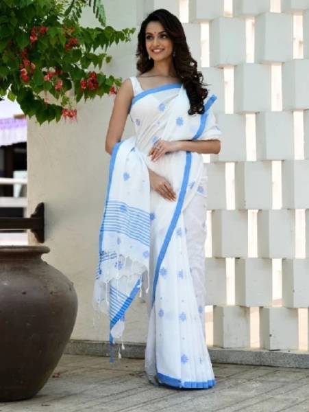Binita saree Center Woven Handloom Pure Cotton Saree