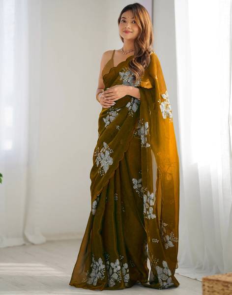 Satrani Embellished, Embroidered Bollywood Chiffon Saree