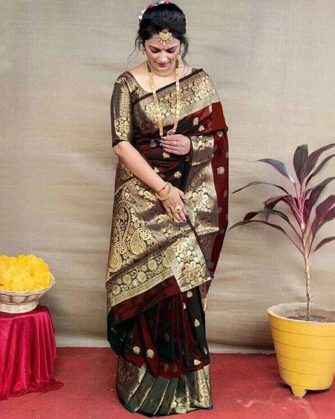 KANGLI Woven Banarasi Cotton Silk Saree
