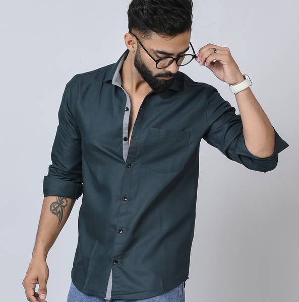 Tanip Men Solid Casual Green Shirt