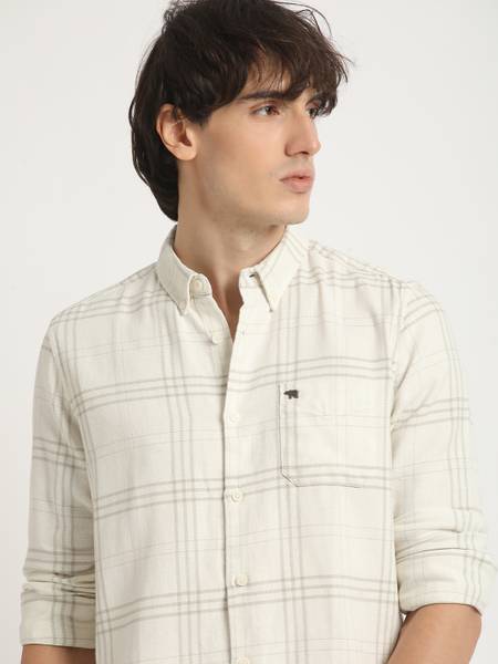 THE BEAR HOUSE Men Checkered Casual White Shirt