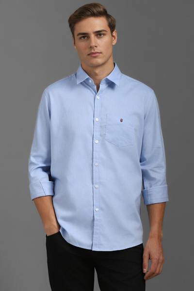 LOUIS PHILIPPE Men Solid Casual Blue Shirt