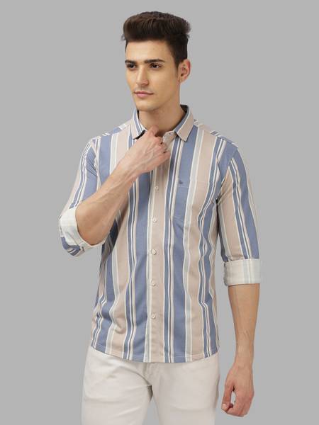 Bullmer Men Striped Casual Blue Shirt
