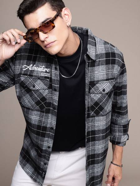 Roadster Men Checkered Casual Black Shirt