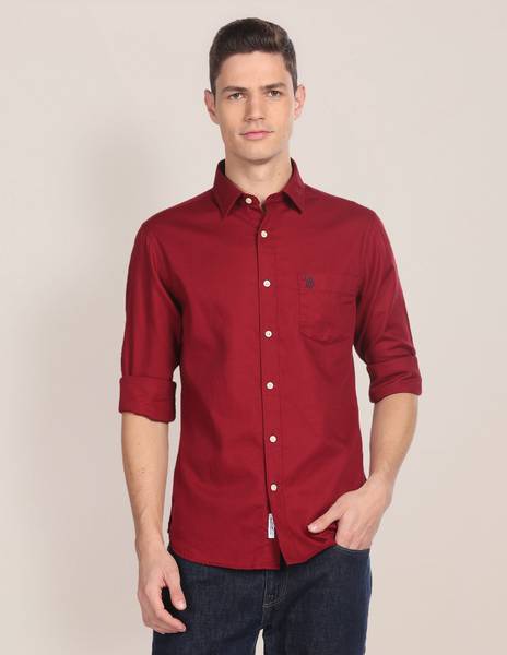 U.S. POLO ASSN. Men Solid Casual Red Shirt