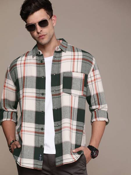 Roadster Men Checkered Casual Green Shirt