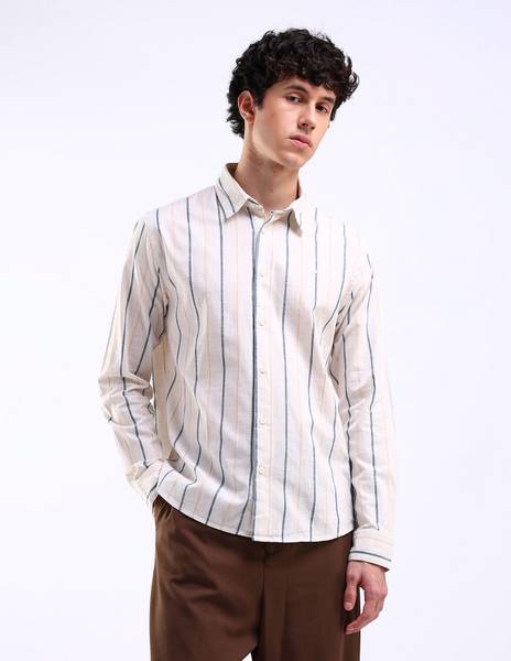 FLYING MACHINE Men Striped Casual White Shirt