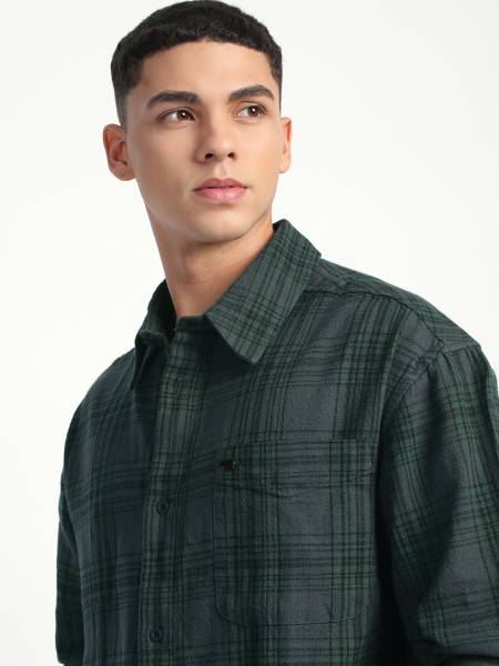 THE BEAR HOUSE Men Checkered Casual Green Shirt