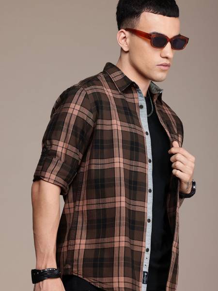 Roadster Men Checkered Casual Brown Shirt