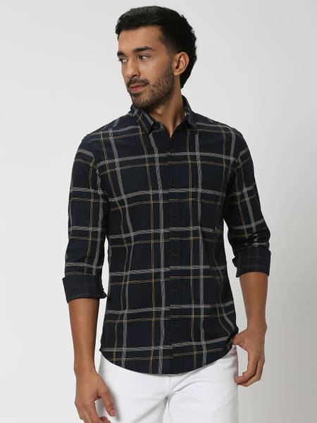 MUFTI Men Checkered Casual Dark Blue Shirt