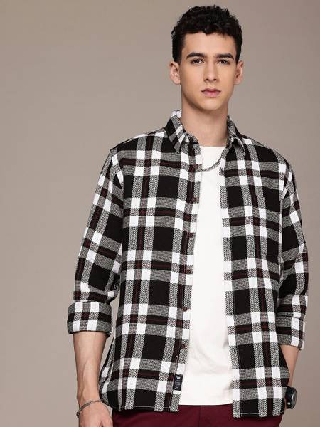 Roadster Men Checkered Casual Black Shirt