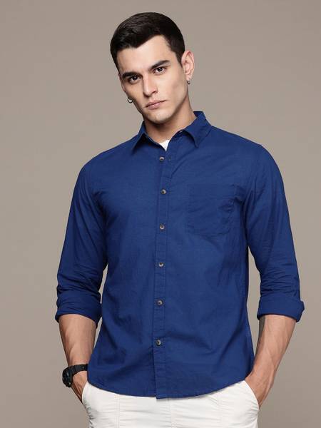 Roadster Men Solid Casual Blue Shirt