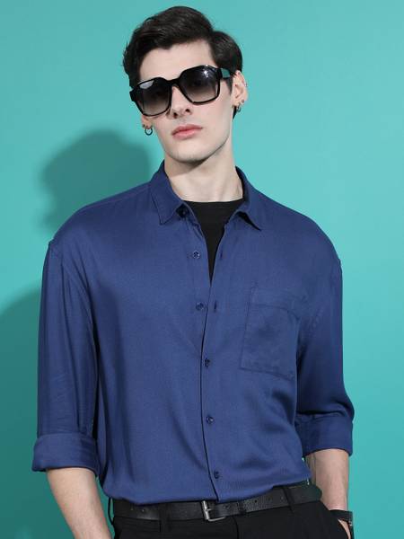 HIGHLANDER Men Solid Casual Dark Blue Shirt